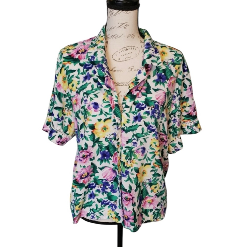 Vintage 90s Victoria Sercet button up top
